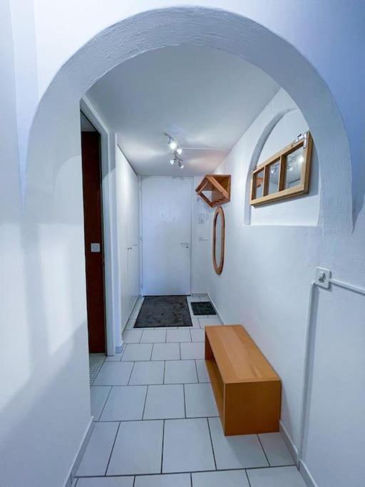 Private Apartment With Parking Spot In The Center Флімс Екстер'єр фото
